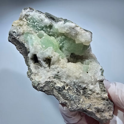 XL Prehnit Kugel, Calcit Würfel, Quarz auf Matrix Goboboseb, Namibia 124*70*51mm #13294