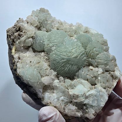 XL Prehnit Kugel, Calcit Würfel, Quarz auf Matrix Goboboseb, Namibia 100*83*59mm #13312