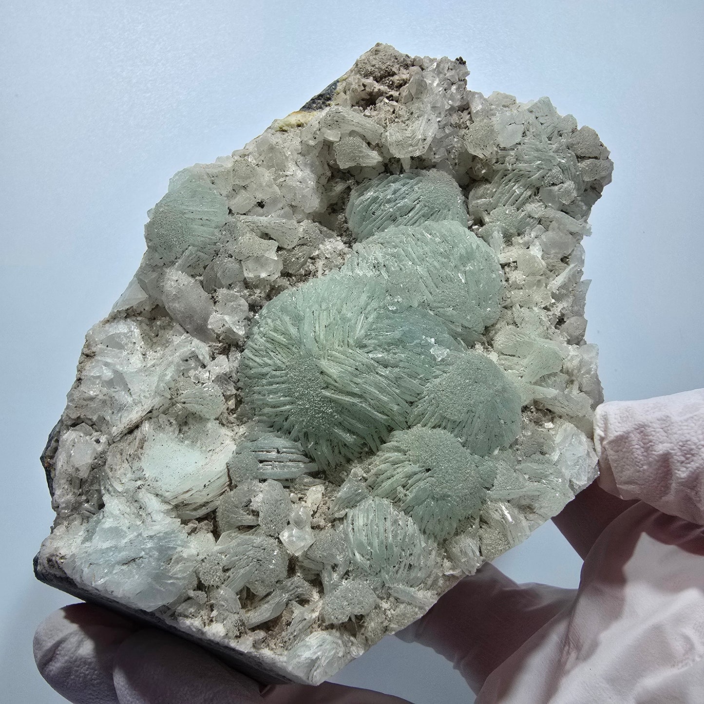 XL Prehnit Kugel, Calcit Würfel, Quarz auf Matrix Goboboseb, Namibia 100*83*59mm #13312