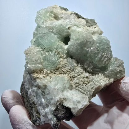 XL Prehnit Kugel, Quarz auf Matrix Goboboseb, Namibia 83*78*50mm #13317