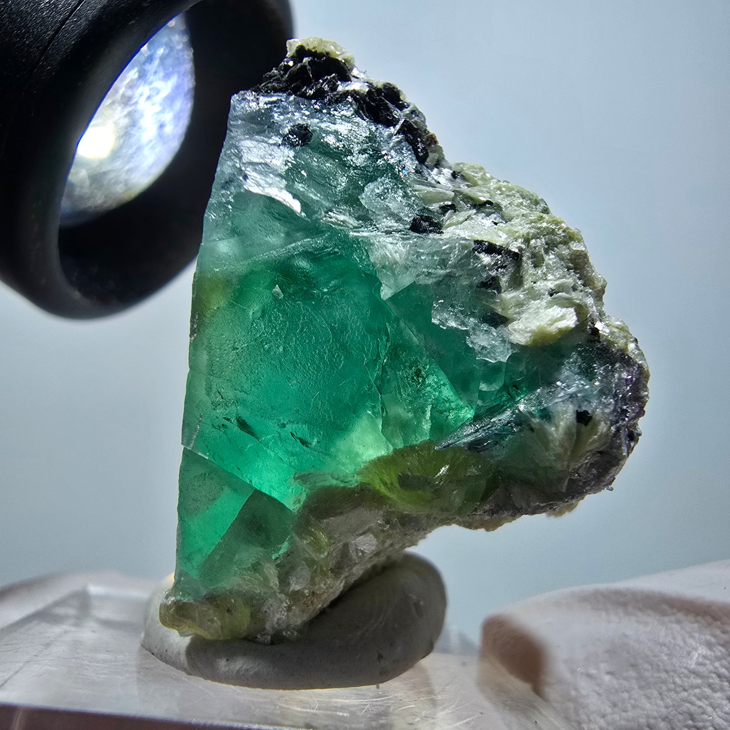 Phantom Fluorit, Hyalit Opal, Schörl Turmalin Muskovit Erongo Namibia 33*30*22mm #13320