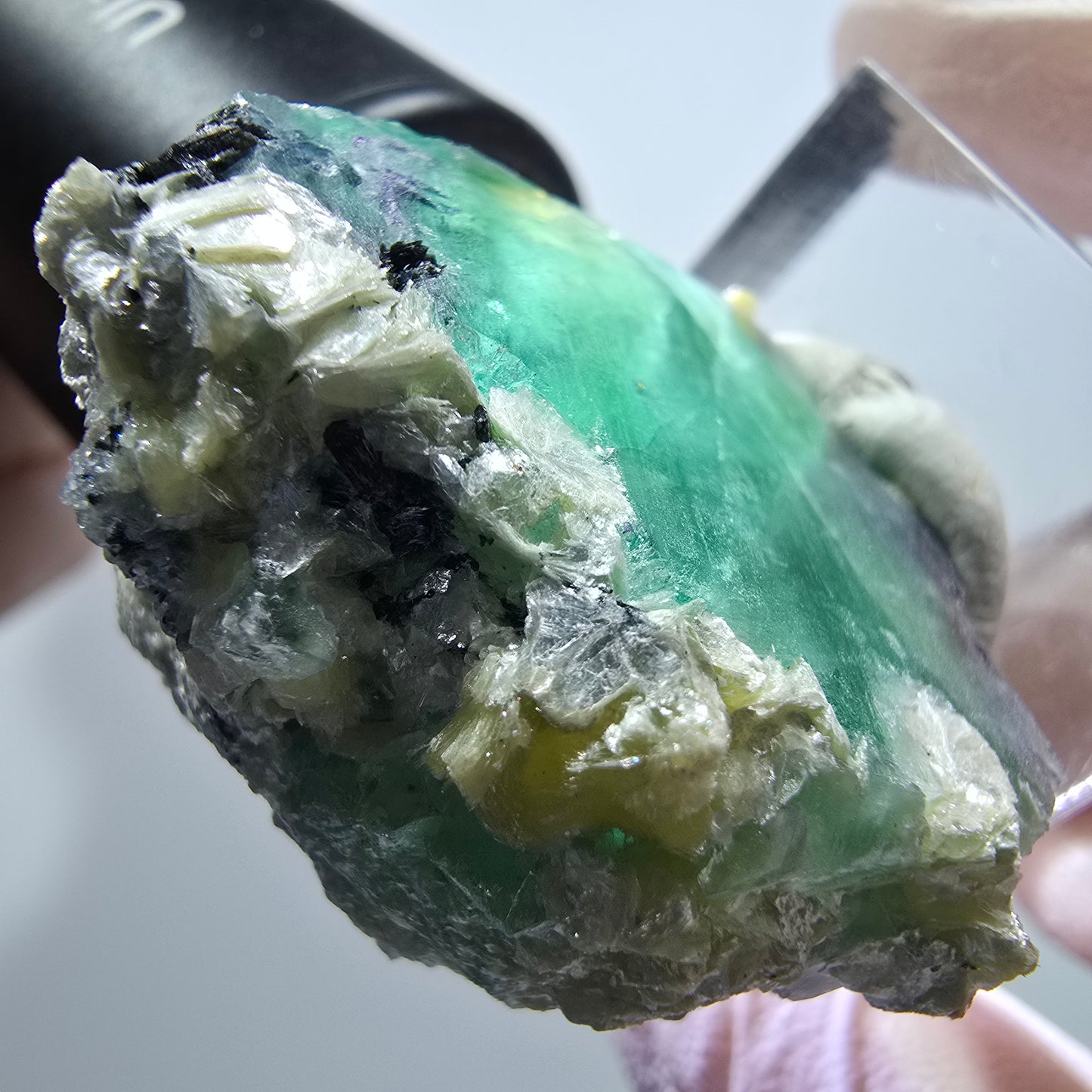 Phantom Fluorit, Hyalit Opal, Schörl Turmalin Muskovit Erongo Namibia 33*30*22mm #13320