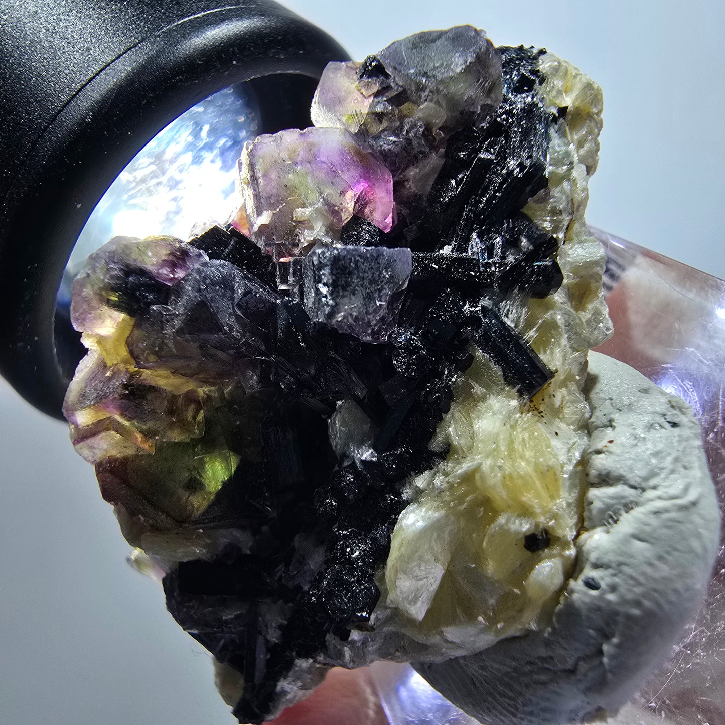 Bunte Phantom Fluorit, Schörl Turmalin, Muskovit Stufe Erongo Namibia 40*26*22mm #13328
