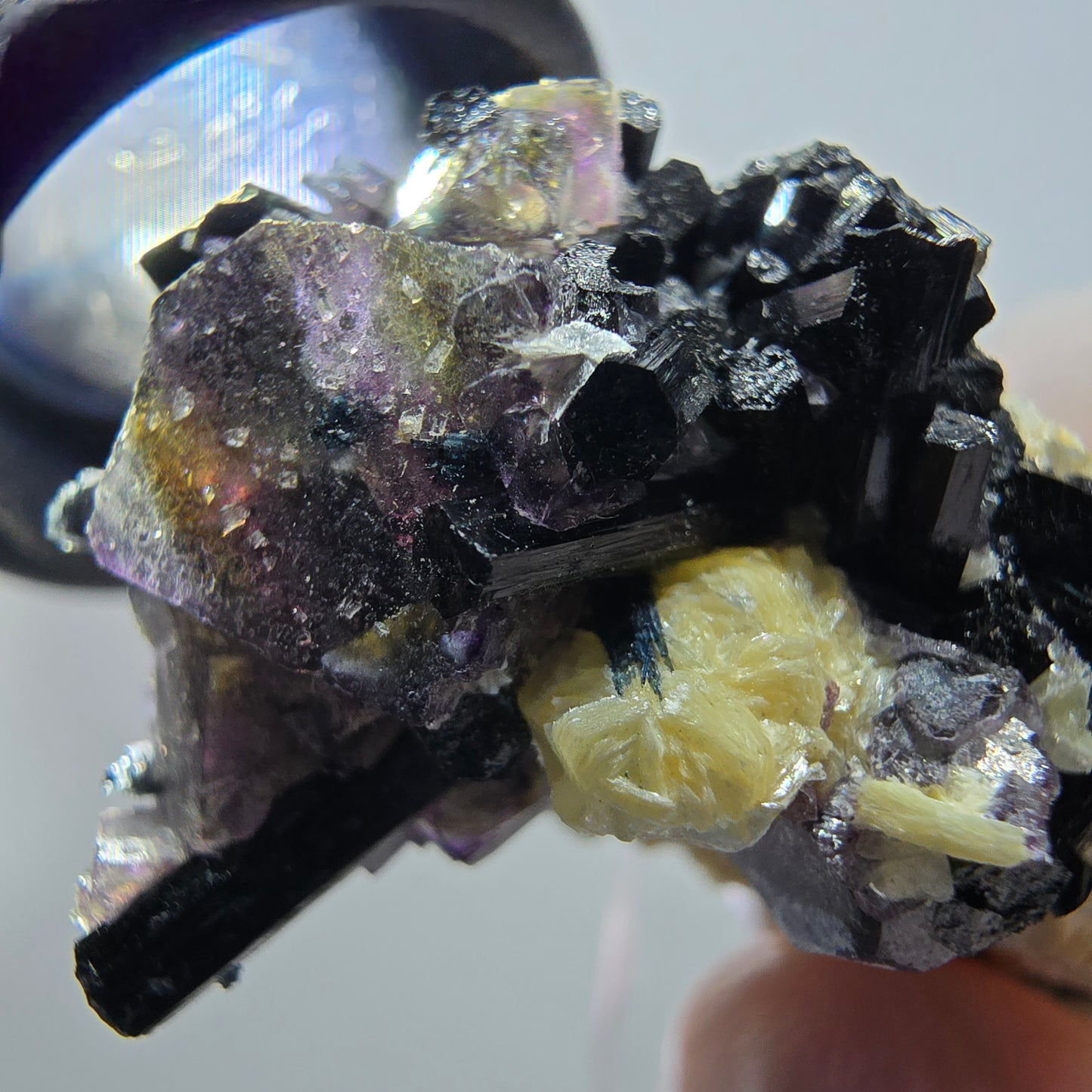 Bunte Phantom Fluorit, Schörl Turmalin, Hyalit Opal, Muskovit Erongo Namibia 38*29*21mm #13332