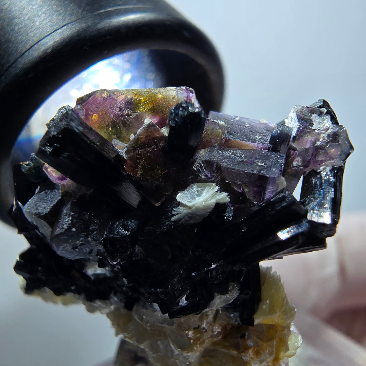 Bunte Phantom Fluorit, Schörl Turmalin, Hyalit Opal, Muskovit Erongo Namibia 38*29*21mm #13332