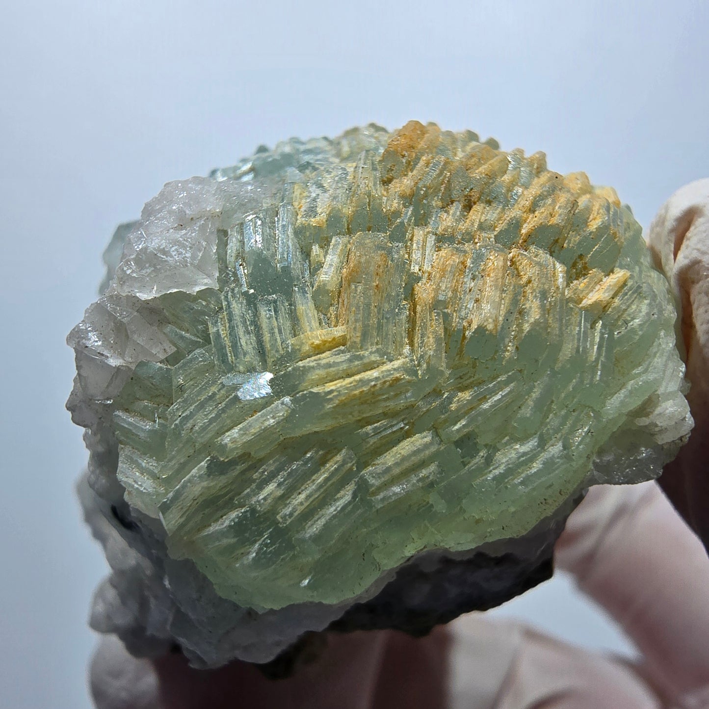 Prehnit Kugel, Calcit Würfel, Quarz auf Matrix Goboboseb, Namibia 77*59*35mm #13357