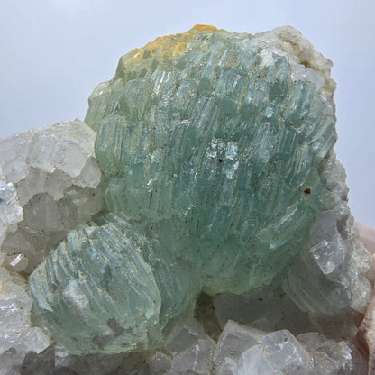 Prehnit Kugel, Calcit Würfel, Quarz auf Matrix Goboboseb, Namibia 77*59*35mm #13357
