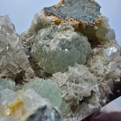 Prehnit Kugel, Calcit Würfel, Quarz auf Matrix Goboboseb, Namibia 73*57*54mm #13358