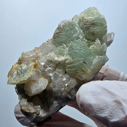 Prehnit Kugel, Calcit Würfel, Quarz auf Matrix Goboboseb, Namibia 67*35*24mm #13359