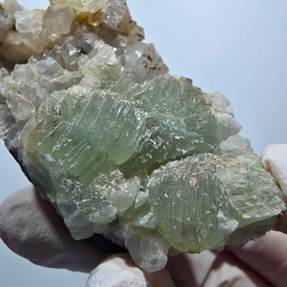 Prehnit Kugel, Calcit Würfel, Quarz auf Matrix Goboboseb, Namibia 67*35*24mm #13359