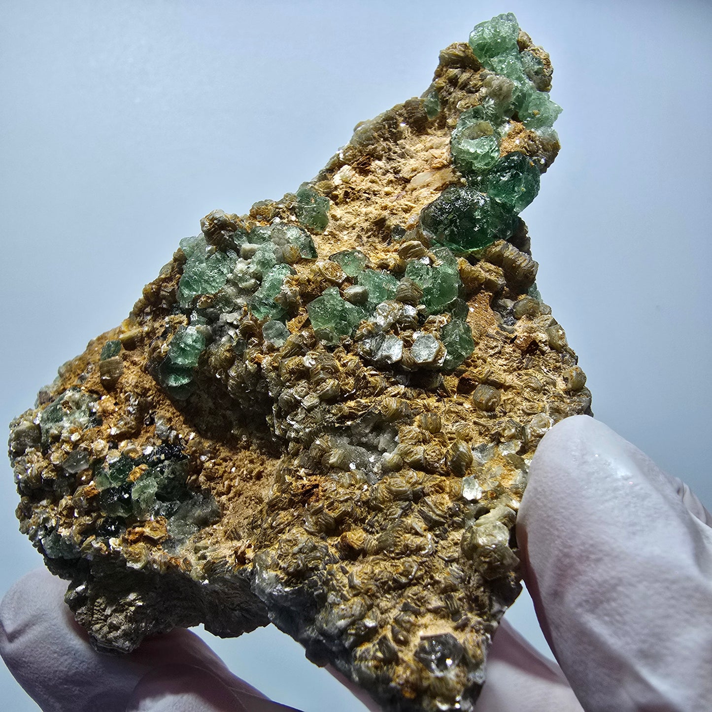 Seltene Phantom Fluorit Würfel, Muskovit Stufe Erongo, Namibia 88*61*38mm #13362