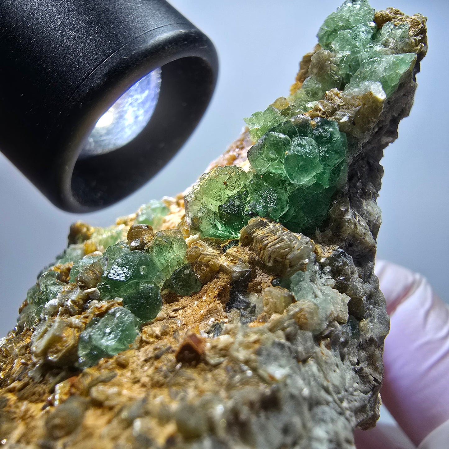 Seltene Phantom Fluorit Würfel, Muskovit Stufe Erongo, Namibia 88*61*38mm #13362