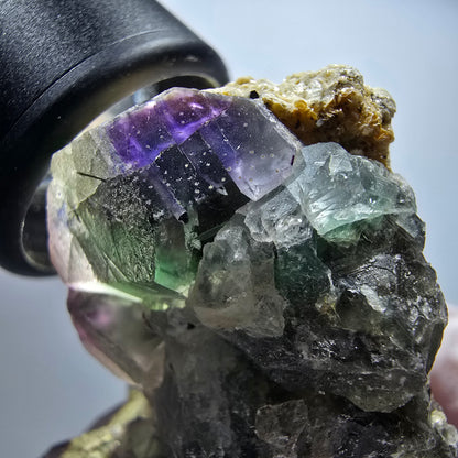 Phantom Fluorit, zonal, Schörl Turmalin, Muskovit Stufe Erongo, Namibia 72*48*36mm #13364