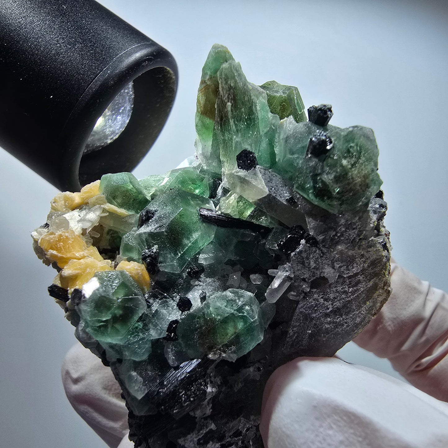 Phantom Fluorit, Rauchquarz, Schörl Turmalin, Hyalit, Muskovit Erongo, Namibia 68*55*51mm #13368