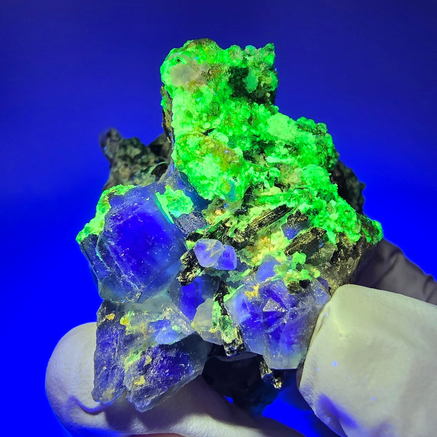 Phantom Fluorit, Rauchquarz, Schörl Turmalin, Hyalit, Muskovit Erongo, Namibia 68*55*51mm #13368