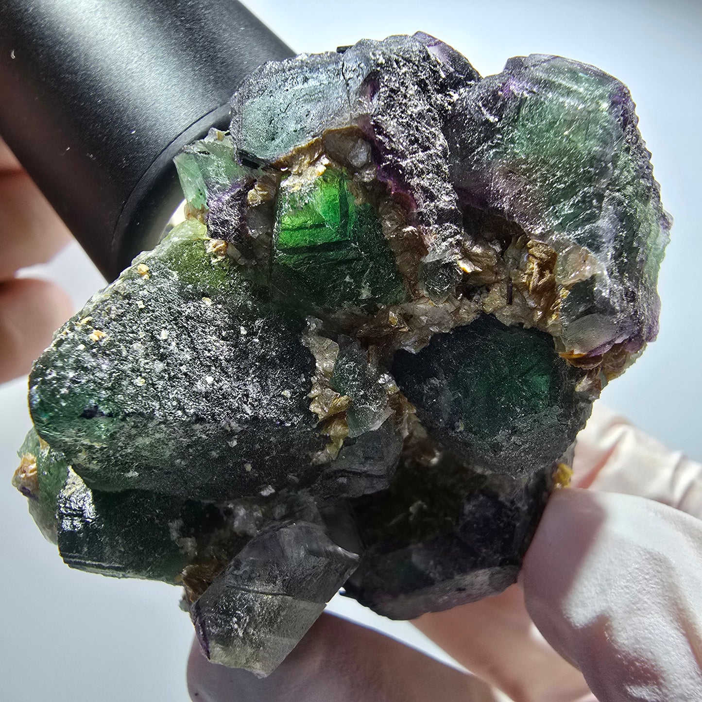 Phantom Fluorit Würfel, zonal, Schörl Turmalin, Muskovit Stufe Erongo, Namibia 62*55*31mm #13369