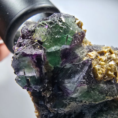 Phantom Fluorit Würfel, zonal, Schörl Turmalin, Muskovit Stufe Erongo, Namibia 62*55*31mm #13369
