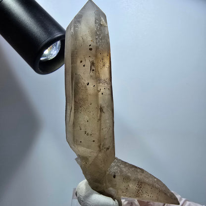 Phantom Skelett Rauchquarz Zwilling mit Hyalit Opal Erongo, Namibia 93*51*21mm #13372