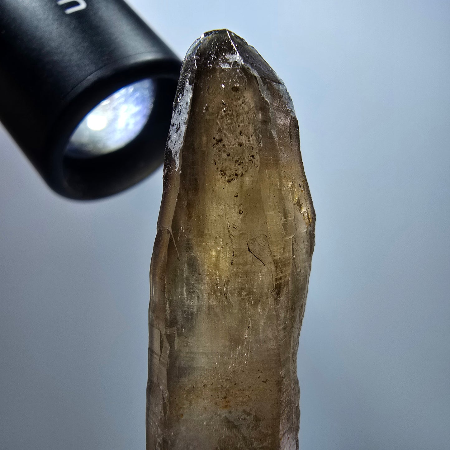 Phantom Skelett Rauchquarz mit Hyalit Opal Erongo, Namibia 71*14*13mm #13381
