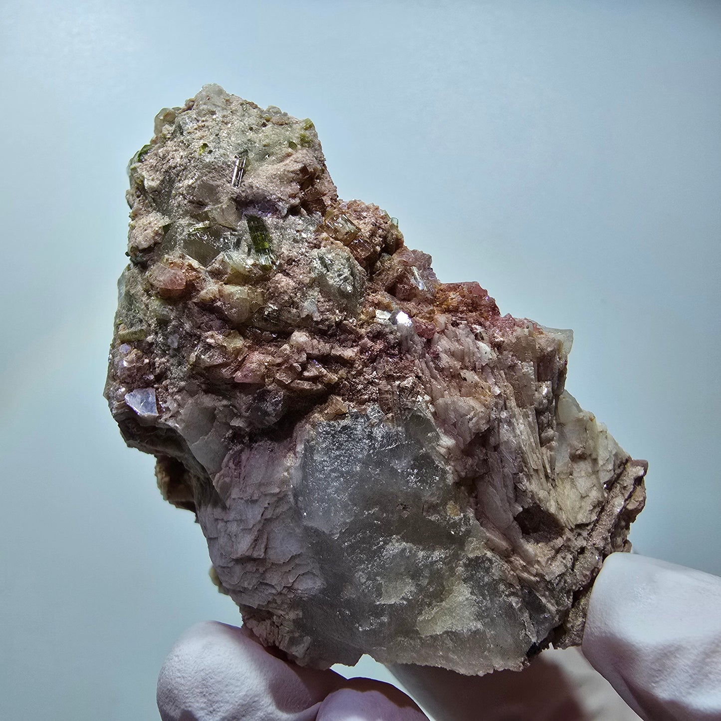 Seltene Turmalin, Verdelith, Elbait auf Quarz Stufe Karibib, Erongo, Namibia 71*51*39mm #13385