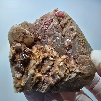Seltene Turmalin, Verdelith, Elbait auf Quarz Stufe Karibib, Erongo, Namibia 65*59*44mm #13386