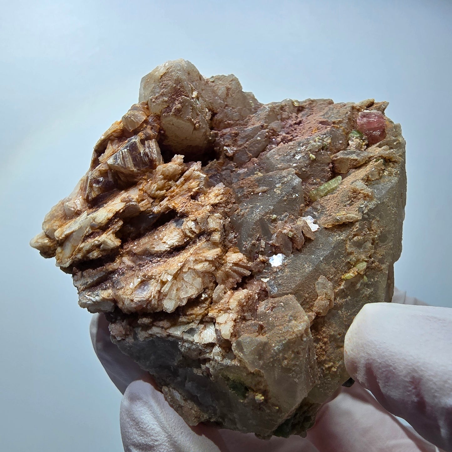 Seltene Turmalin, Verdelith, Elbait auf Quarz Stufe Karibib, Erongo, Namibia 65*59*44mm #13386