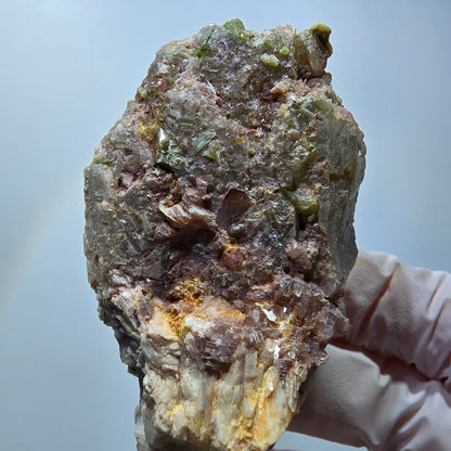 Seltene Turmalin, Verdelith, Elbait auf Quarz Stufe Karibib, Erongo, Namibia 75*41*33mm #13388