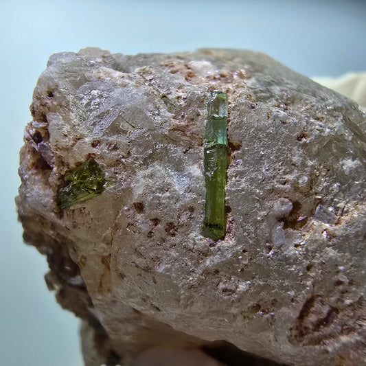 Seltene Turmalin, Verdelith, Elbait auf Quarz Stufe Karibib, Erongo, Namibia *54*46*44mm #13390