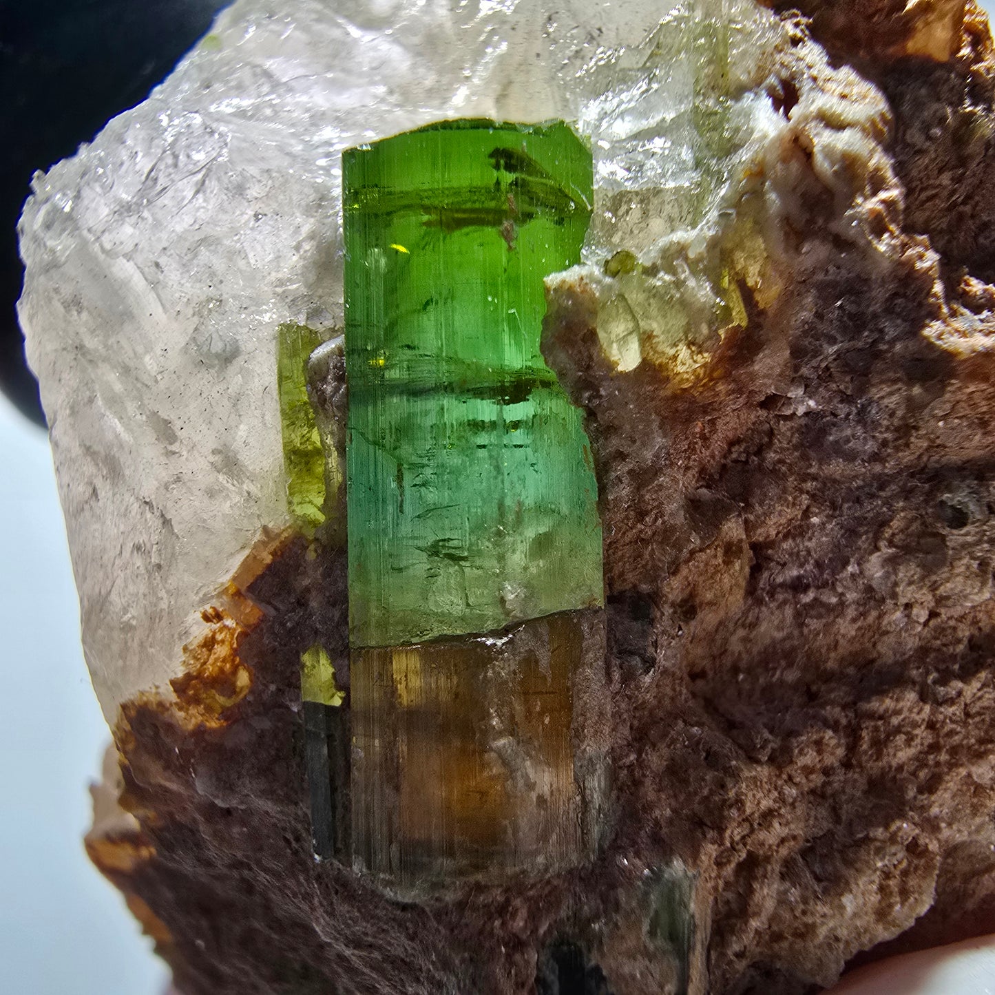 Seltene Turmalin, Verdelith auf Quarz Stufe Karibib, Erongo, Namibia 72*51*38mm #13393