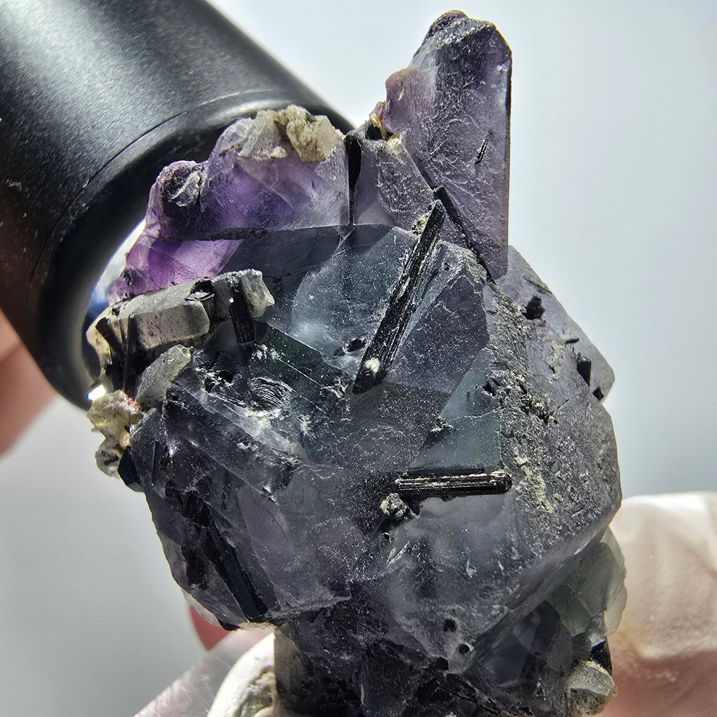 Phantom Fluorit, hexagonal, Schörl Turmalin, Muskovit Stufe Erongo, Namibia 36*32*30mm #13397