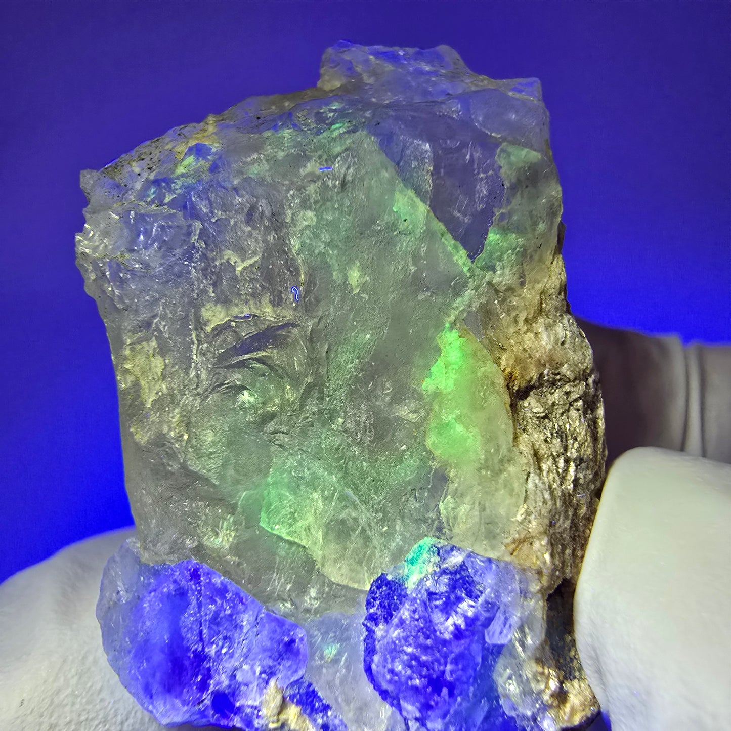 Phantom Fluorit, Hyalit Opal auf Skelett Rauchquarz Erongo, Namibia 61*29*19mm #13398