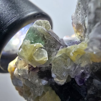 Schöne Phantom Fluorit Würfel, Muskovit Stufe Erongo, Namibia 62*44*30mm #13401