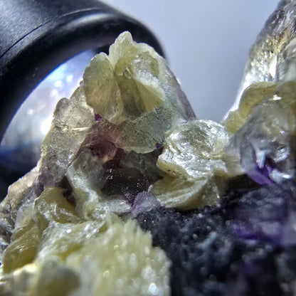 Schöne Phantom Fluorit Würfel, Muskovit Stufe Erongo, Namibia 62*44*30mm #13401