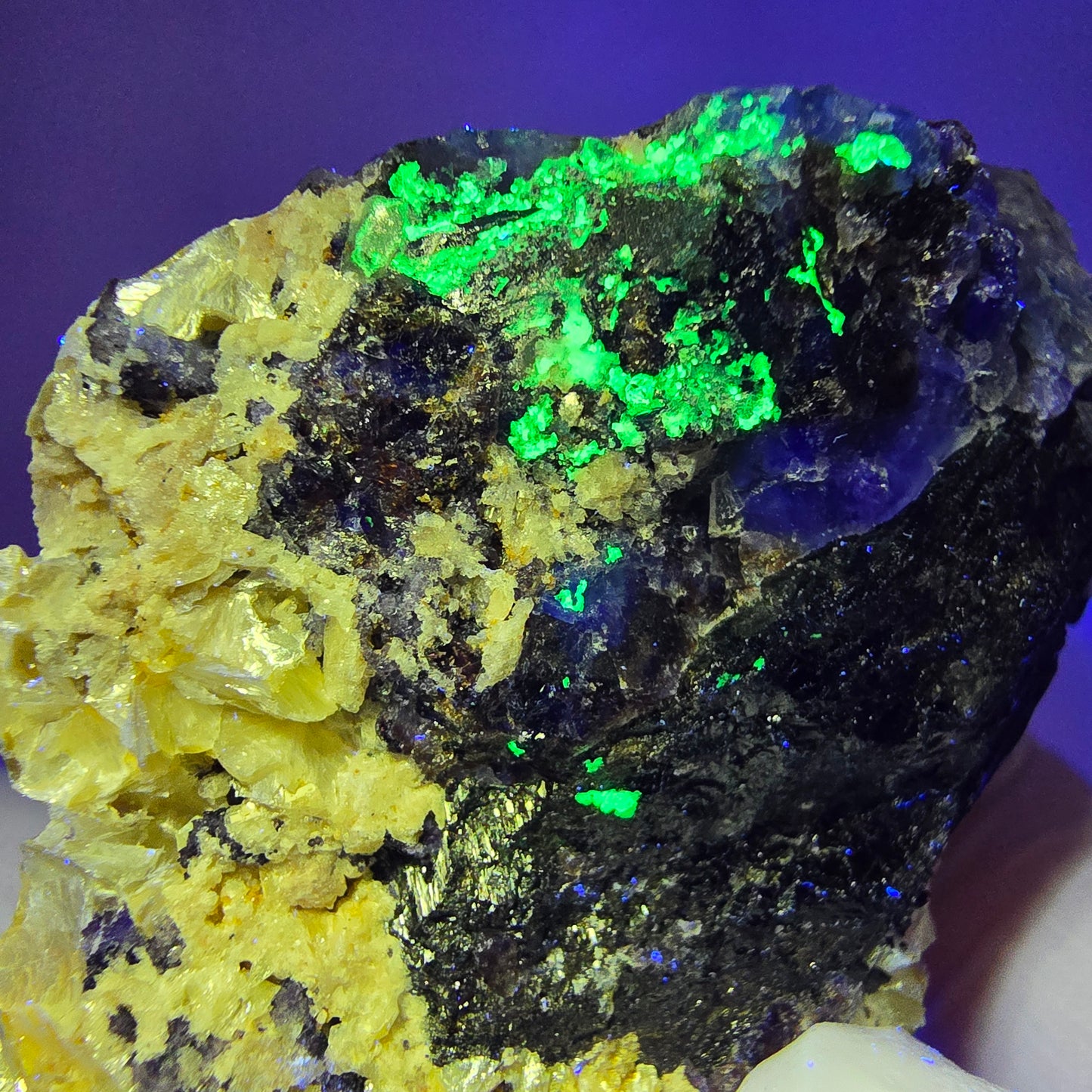 Phantom Fluorit, Schörl Turmalin, Hyalit, Rauchquarz, Muskovit Erongo, Namibia 58*44*28mm #13411
