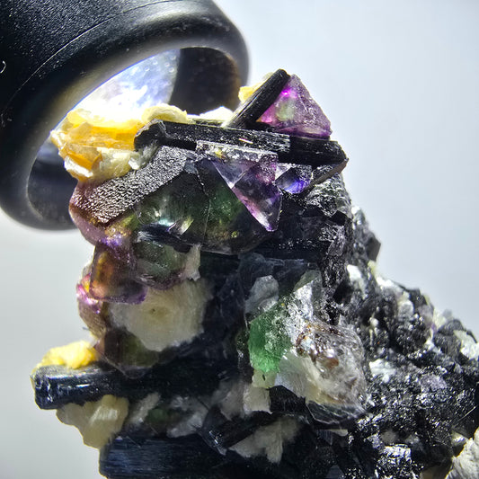 Bunte Phantom Fluorit Würfel, Schörl Turmalin, Muskovit Erongo, Namibia 42*34*29mm #13417