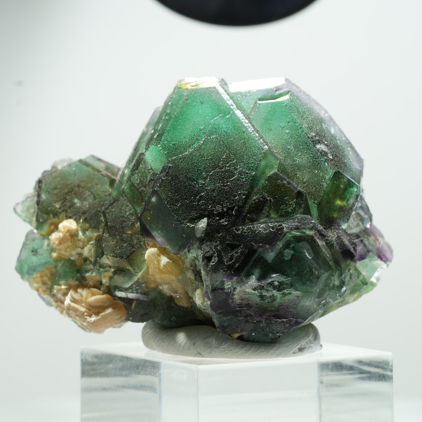 Phantom Fluorit hexagonal, Schörl Turmalin, Muskovit Erongo, Namibia 50*36*26mm #13464