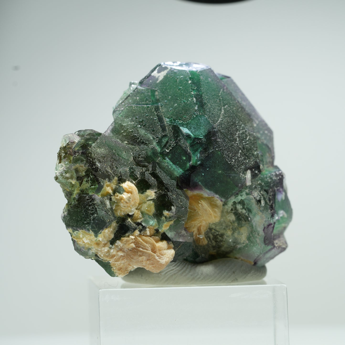 Phantom Fluorit hexagonal, Schörl Turmalin, Muskovit Erongo, Namibia 50*36*26mm #13464