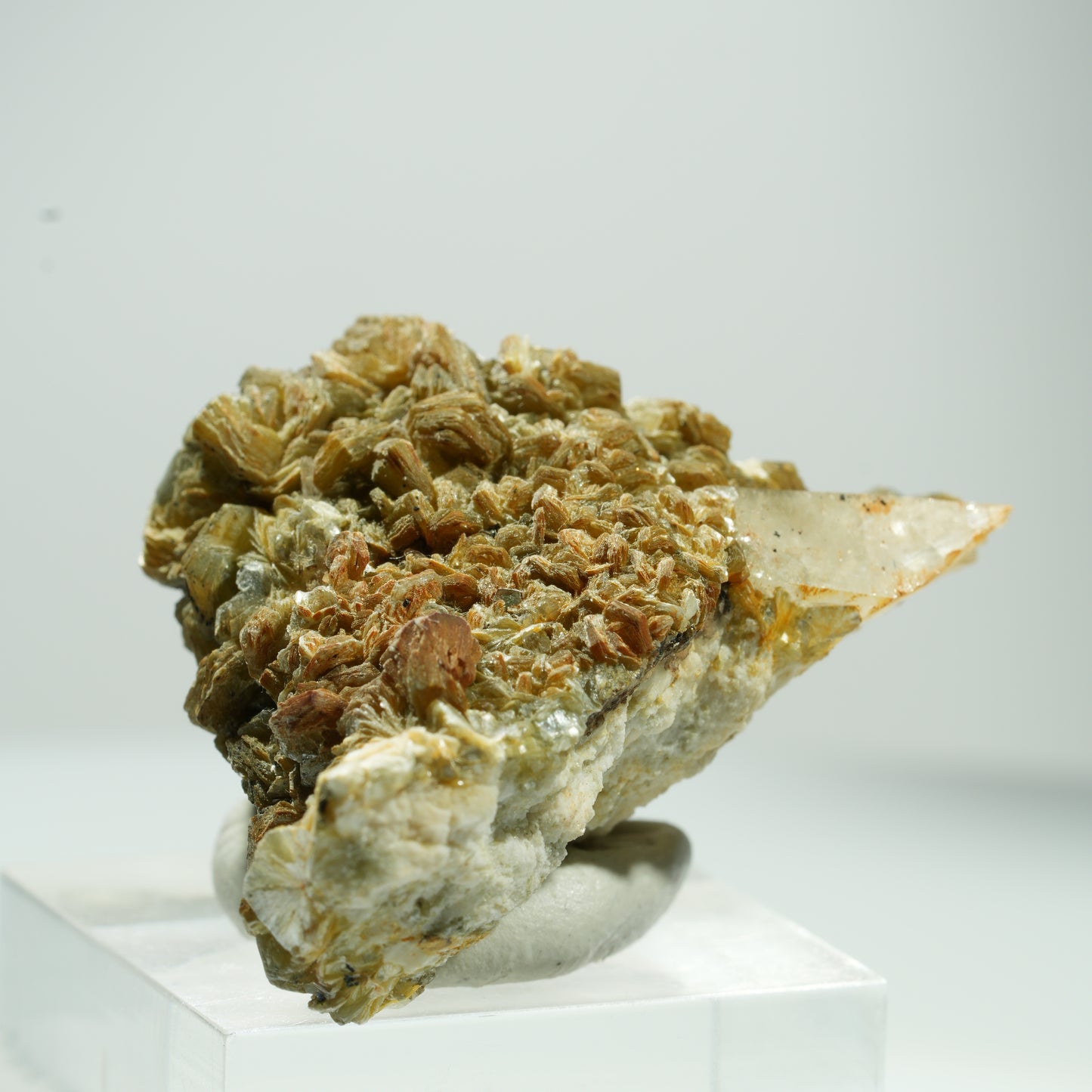 Phantom Fluorit Würfel, Schörl Turmalin, Muskovit Erongo, Namibia 41*29*27mm #13469