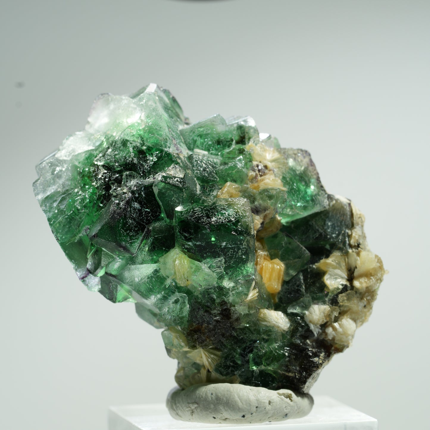 Phantom Fluorit, Schörl Turmalin, Hyalit Opal, Muskovit Erongo, Namibia 45*34*28mm #13471