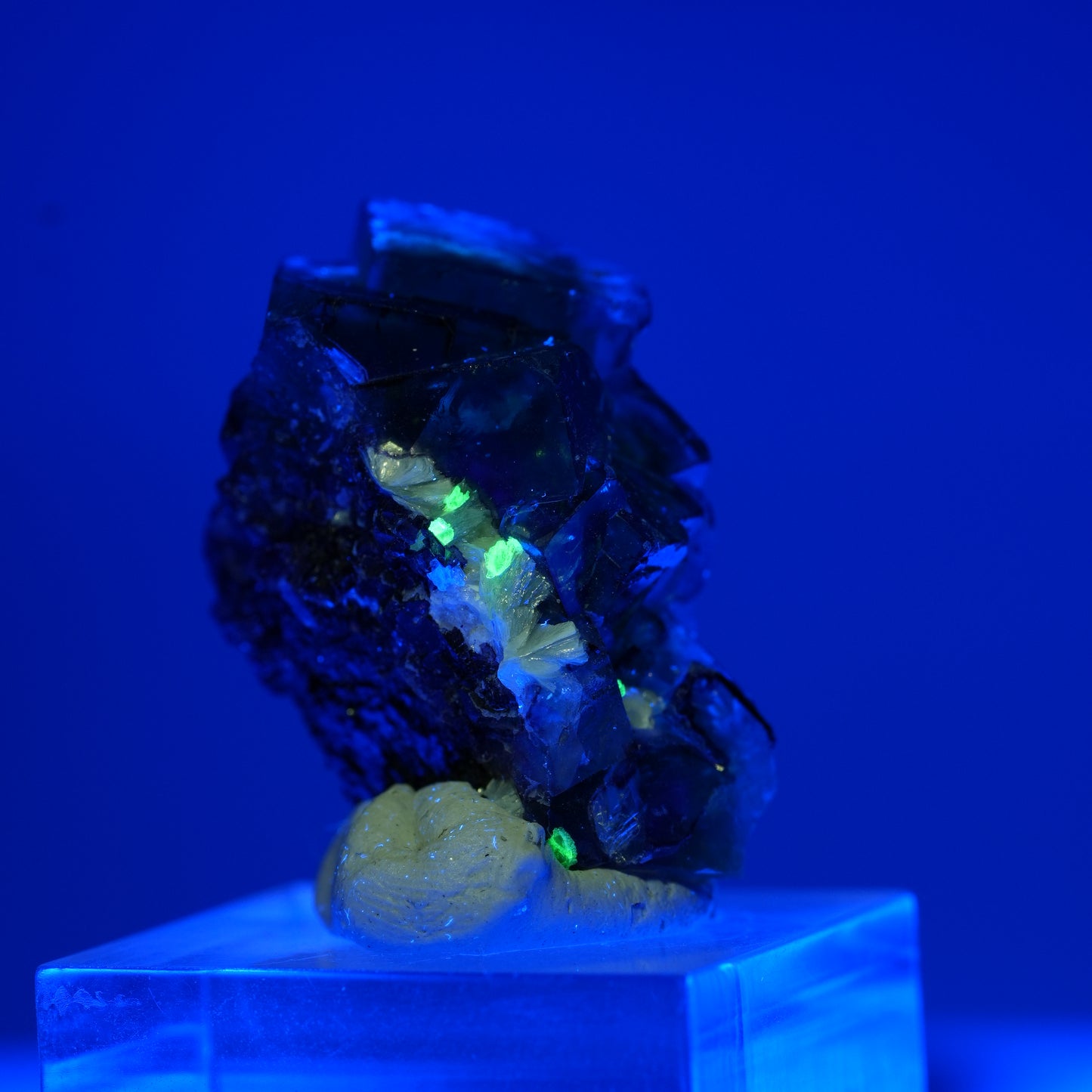 Phantom Fluorit, Schörl Turmalin, Hyalit Opal, Muskovit Erongo, Namibia 34*24*19mm #13472