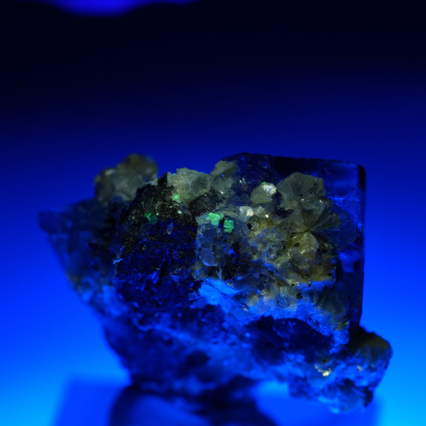 Phantom Fluorit, Schörl Turmalin, Hyalit Opal, Muskovit Erongo, Namibia 35*29*17mm #13473