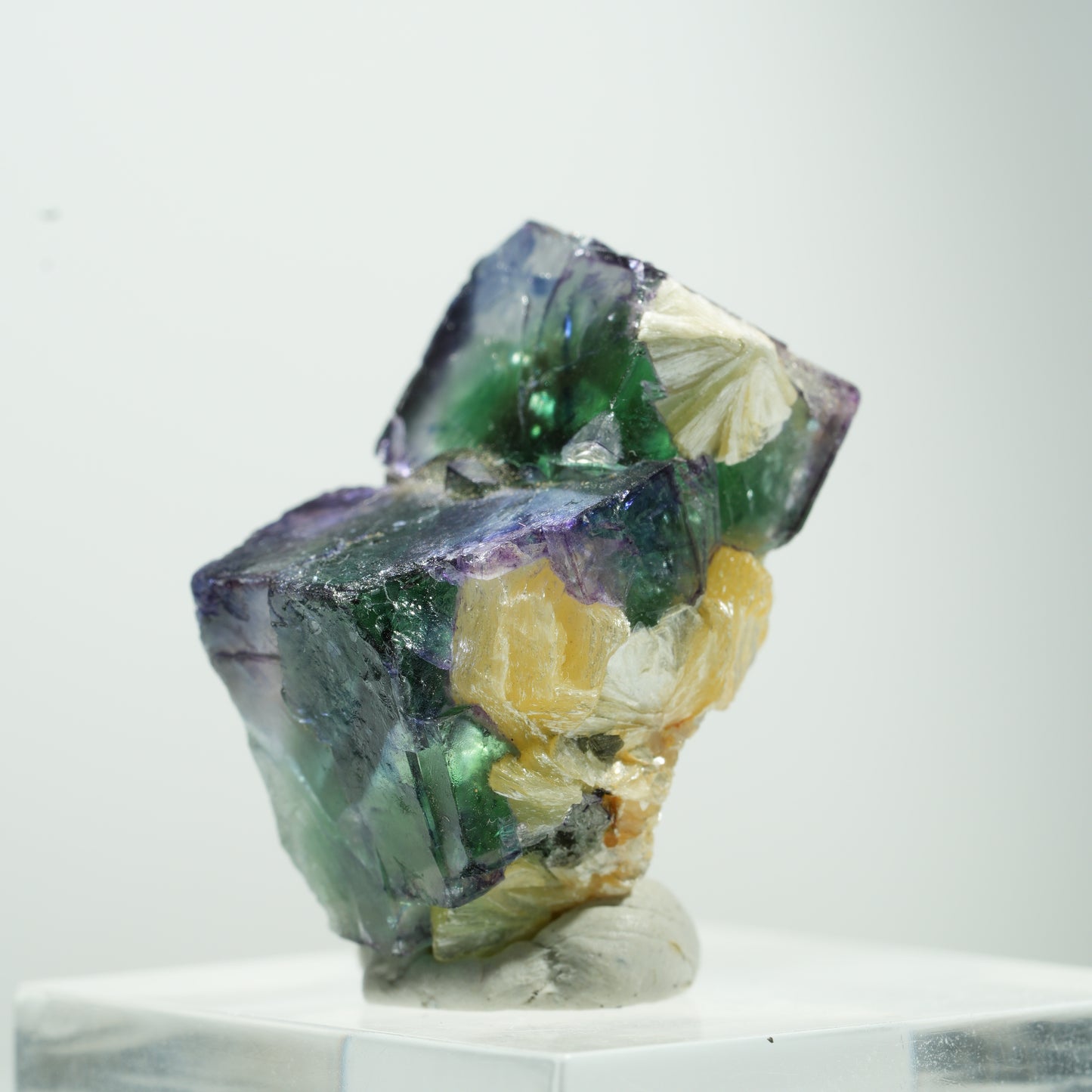 Seltene Phantom Fluorit Würfel, Muskovit Stufe Erongo, Namibia 24*17*17mm #13476