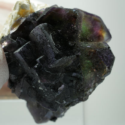 Bunte Phantom Fluorit Würfel, Schörl Turmalin, Muskovit Erongo, Namibia 35*12*11mm #13482