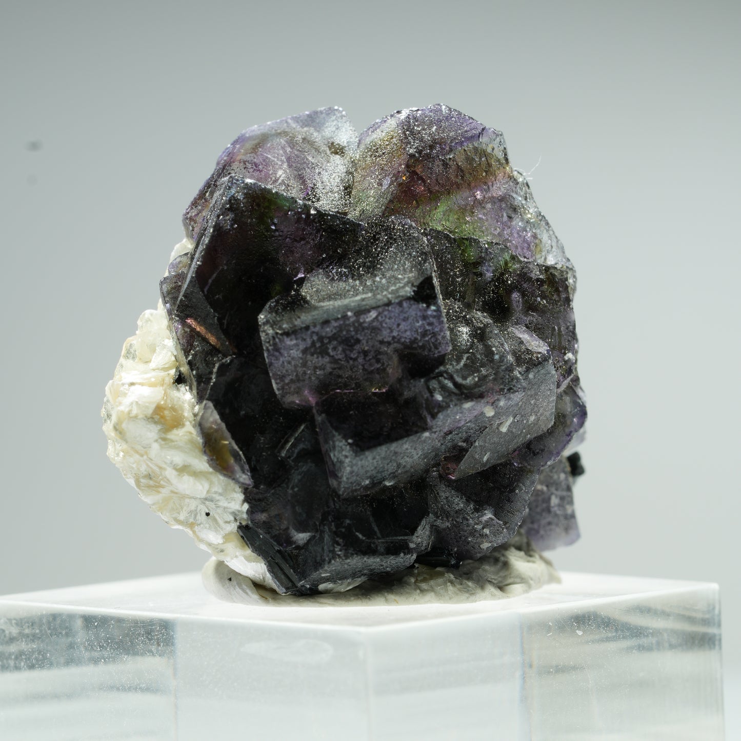 Bunte Phantom Fluorit Würfel, Schörl Turmalin, Muskovit Erongo, Namibia 35*12*11mm #13482