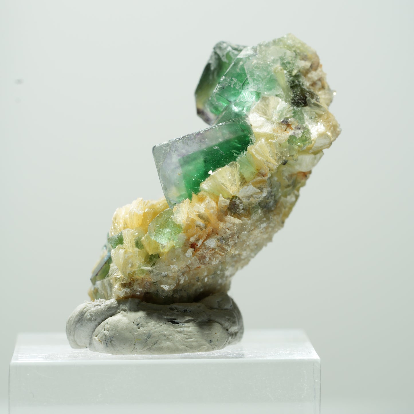 Seltene Phantom Fluorit Würfel, Muskovit Stufe Erongo, Namibia 17*11*8mm #13487