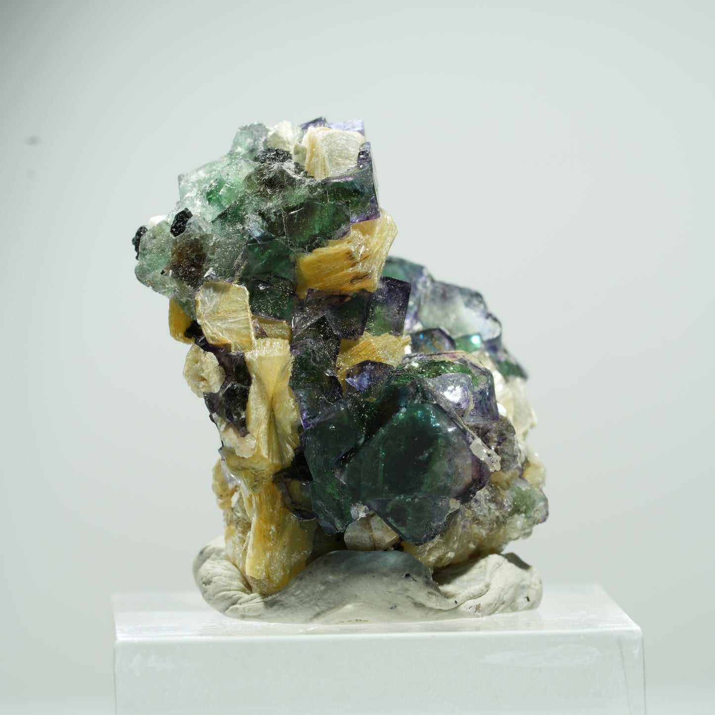 Seltene Phantom Fluorit Würfel, Muskovit Stufe Erongo, Namibia 14*13*10mm #13489