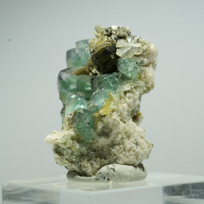 Phantom Fluorit Würfel, Orthoklas, Muskovit Stufe Erongo, Namibia 16*13*8mm #13495