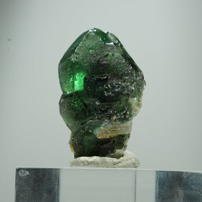 Phantom Fluorit hexagonal, Muskovit Stufe Erongo, Namibia 15*10*8mm #13504