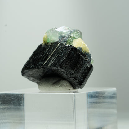 Phantom Fluorit Würfel, Schörl Turmalin, Muskovit Erongo, Namibia 12*10*8mm #13505