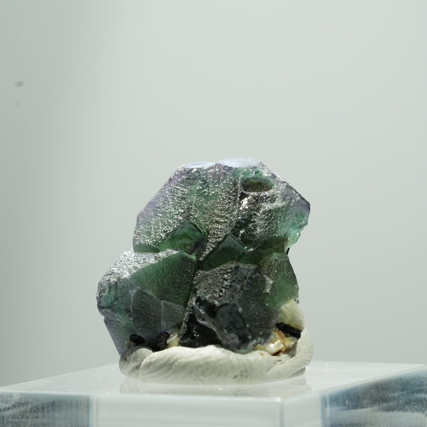 Phantom Fluorit hexagonal, Schörl Turmalin, Muskovit Erongo, Namibia 11*9*8mm #13514